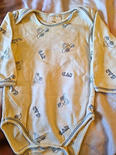 Gap baby body - gap,